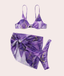 Detalle del estampado marmoleado y diseño del vestido de baño de 3 piezas color morado